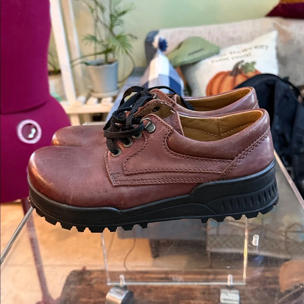 Birkenstock Footprints Brown Leather Lace Up- in excellent condition. - Picture 2 of 9